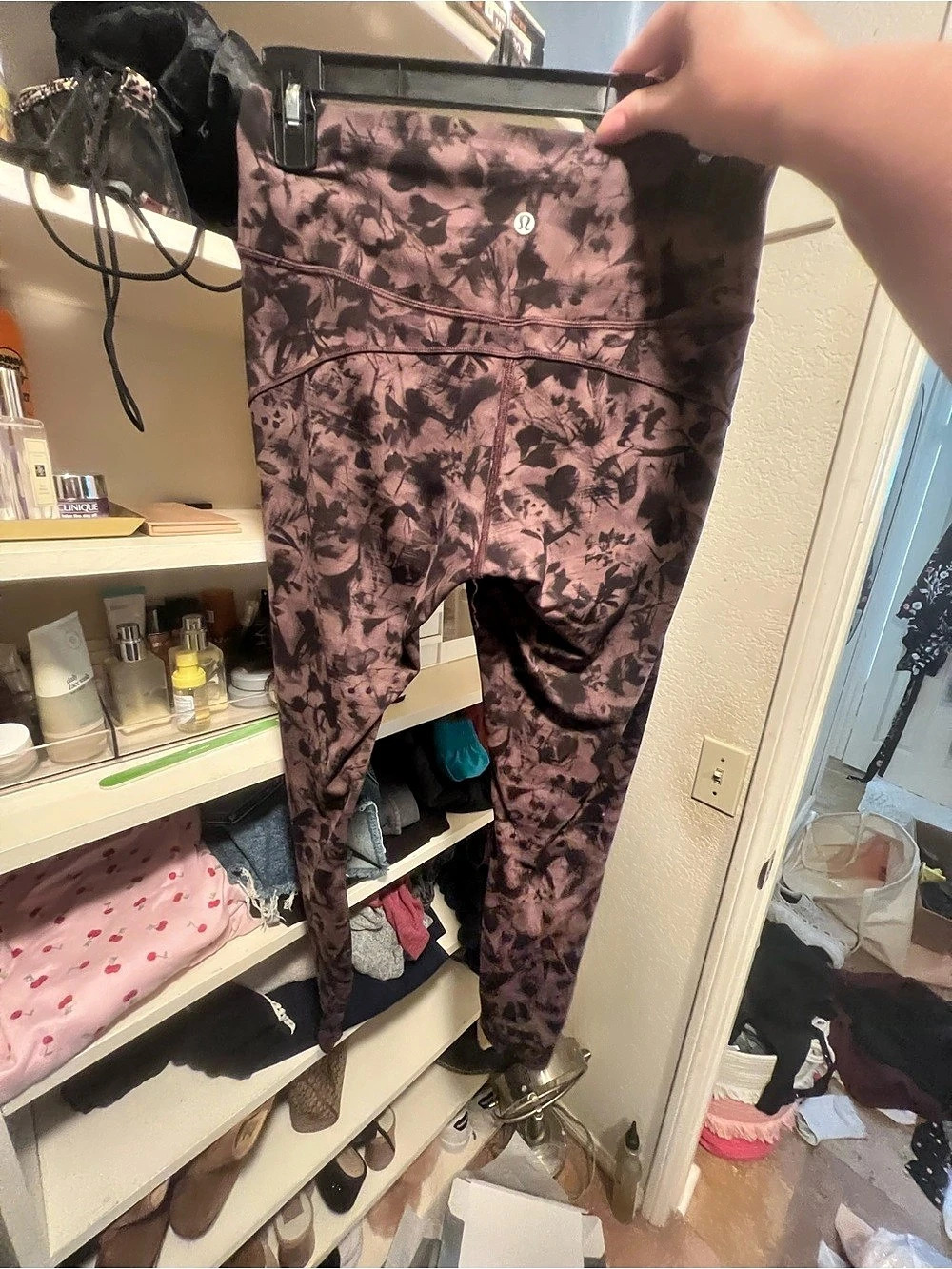 Lululemon Leggings in Purple & Black
